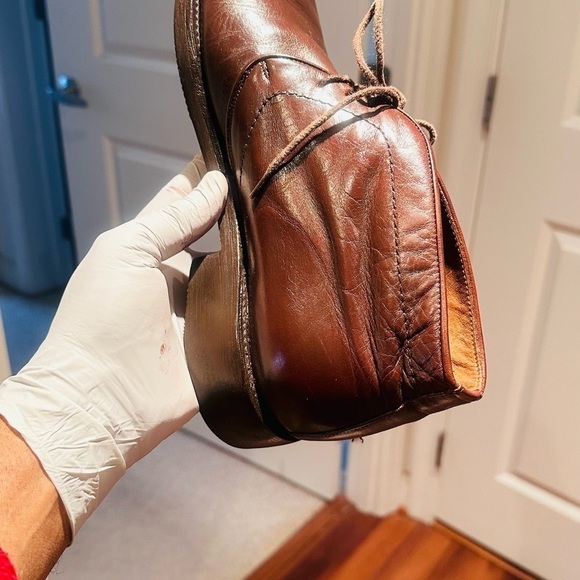 Rossi Caruso 100% Leather Brown Chukka Boots. - Picture 2 of 11